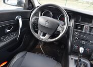 Renault Latitude Sedan / Limuzína 2,0 l 110 kw