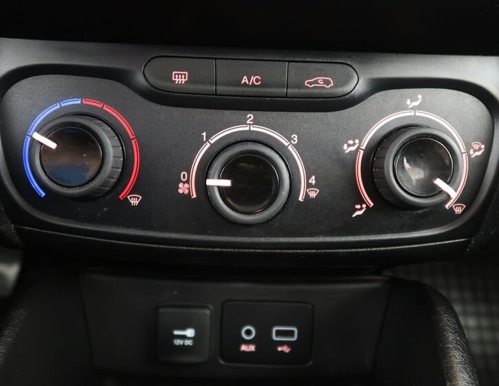 Fiat Tipo Sedan / Limuzína 1,4 l 70 kw