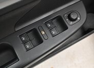 Volkswagen Golf Kombi 1,6 l 77 kw