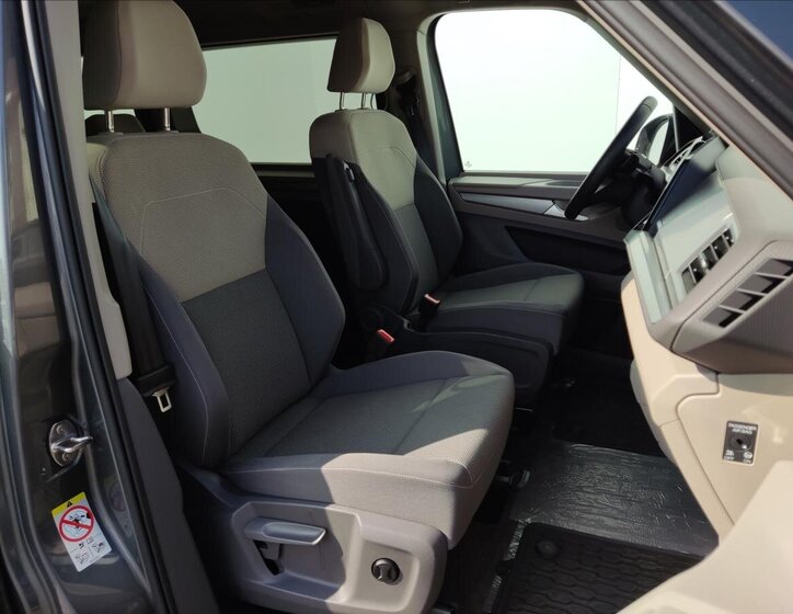 Volkswagen Multivan MPV 2,0 l 110 kw