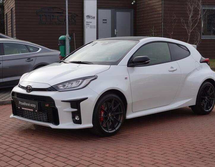 Toyota GR Yaris 1
