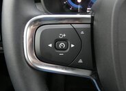 Volvo XC40 SUV / Terénní 2,0 l 120 kw