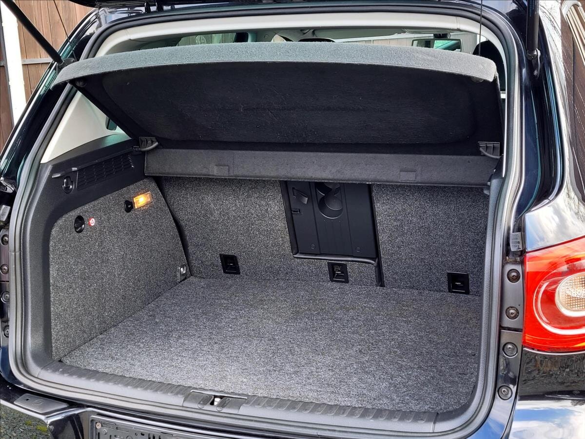 Volkswagen Tiguan SUV / Terénní 1,4 l 110 kw