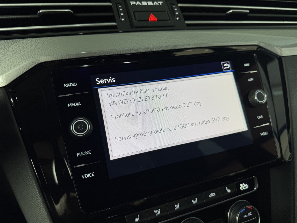 Volkswagen Passat Kombi 2,0 l 140 kw