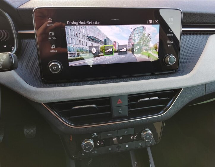 Škoda Scala Hatchback 999,0 85 kw