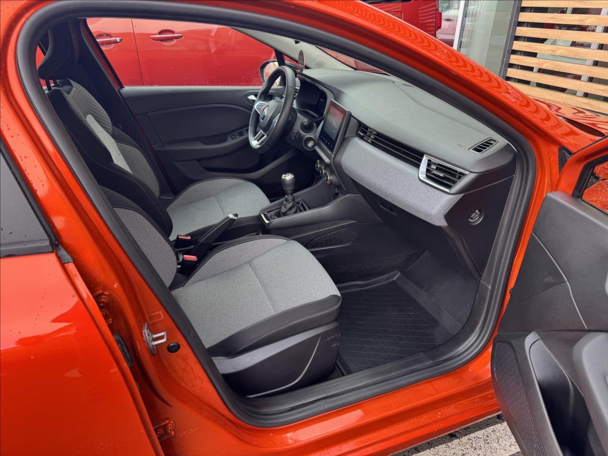 Renault Clio Hatchback 999,0 67 kw