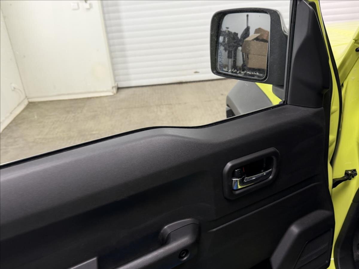 Suzuki Jimny SUV 1,5 l 75 kw