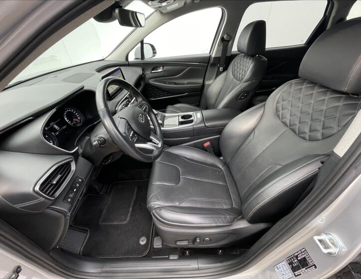 Hyundai Santa Fe SUV / Terénní 2,2 l 148 kw