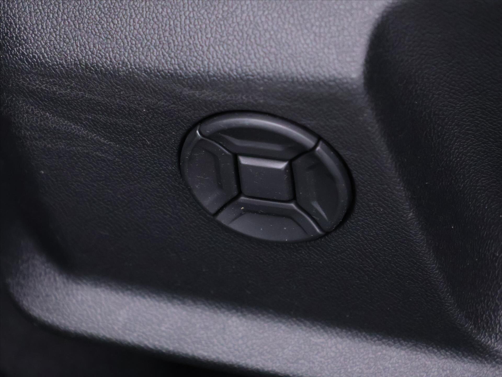 Audi A6 Kombi 3,0 l 180 kw