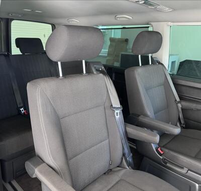 Volkswagen Multivan 13