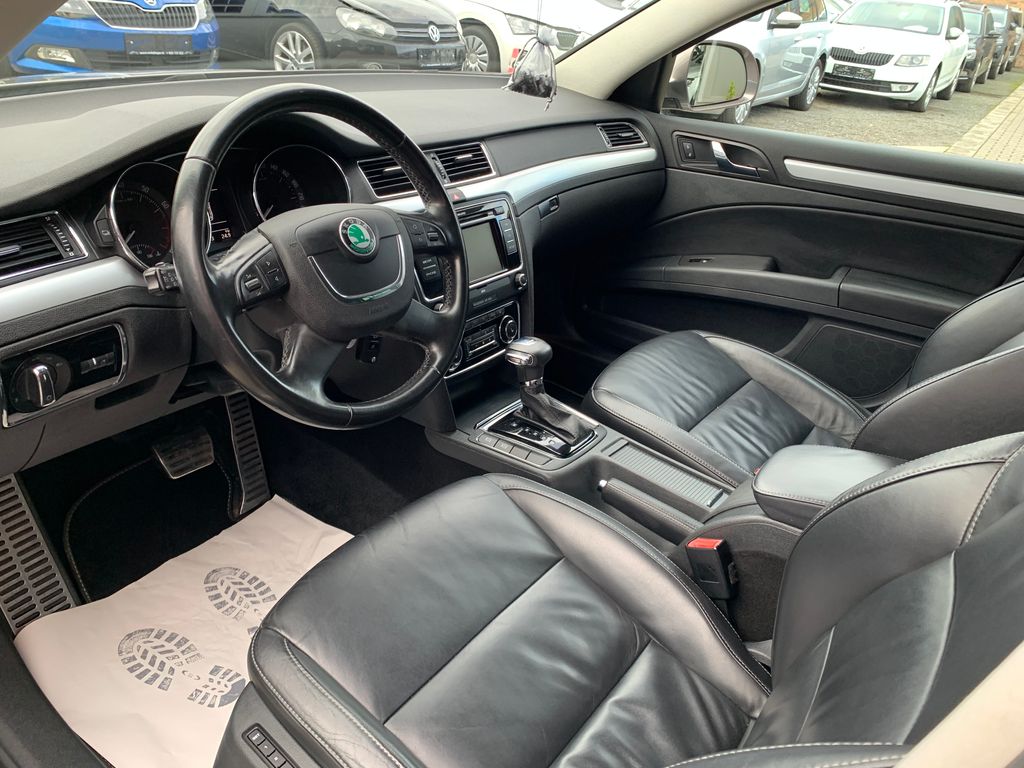 Škoda Superb