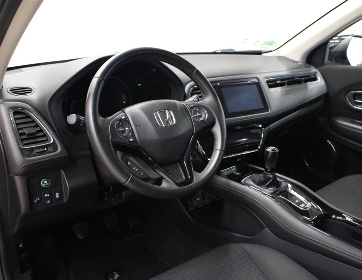 Honda HR-V SUV / Terénní 1,5 l 96 kw