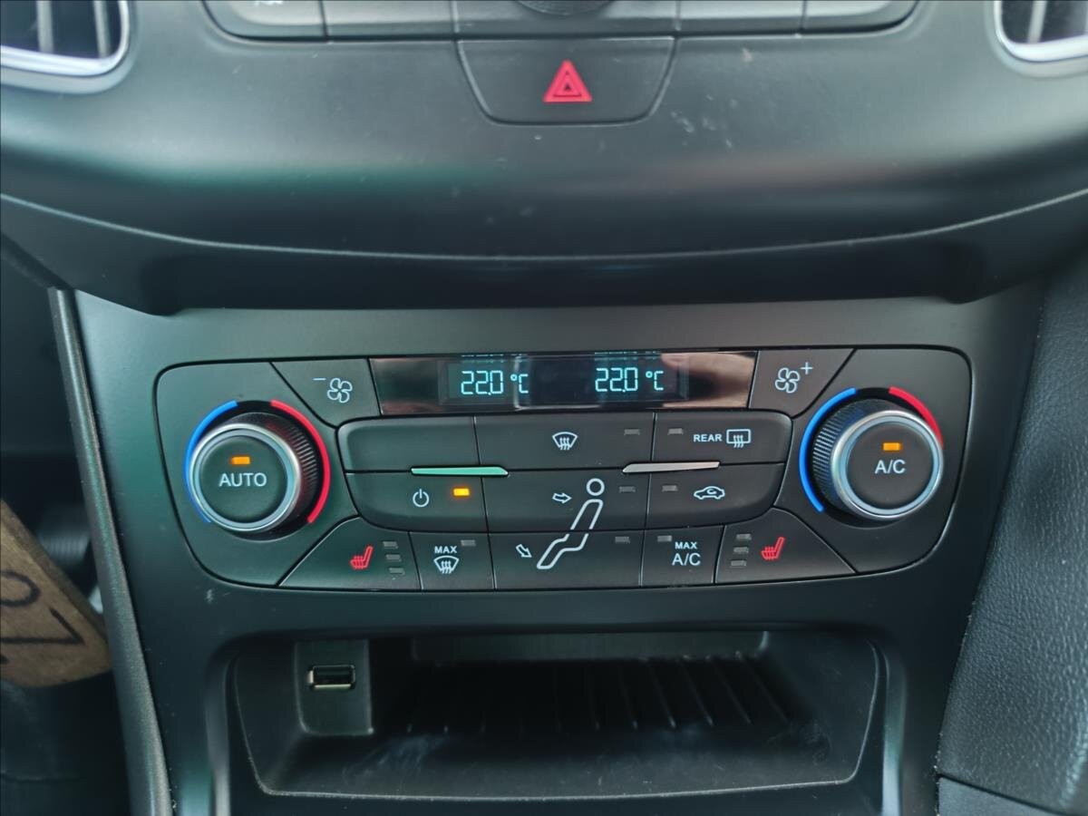 Ford Focus Kombi 1,5 l 88 kw