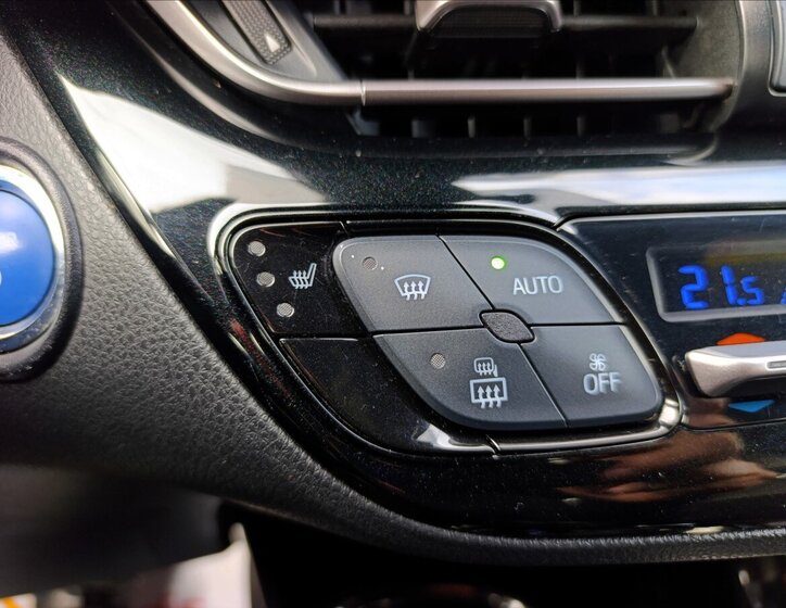 Toyota C-HR Hatchback 1,8 l 72 kw