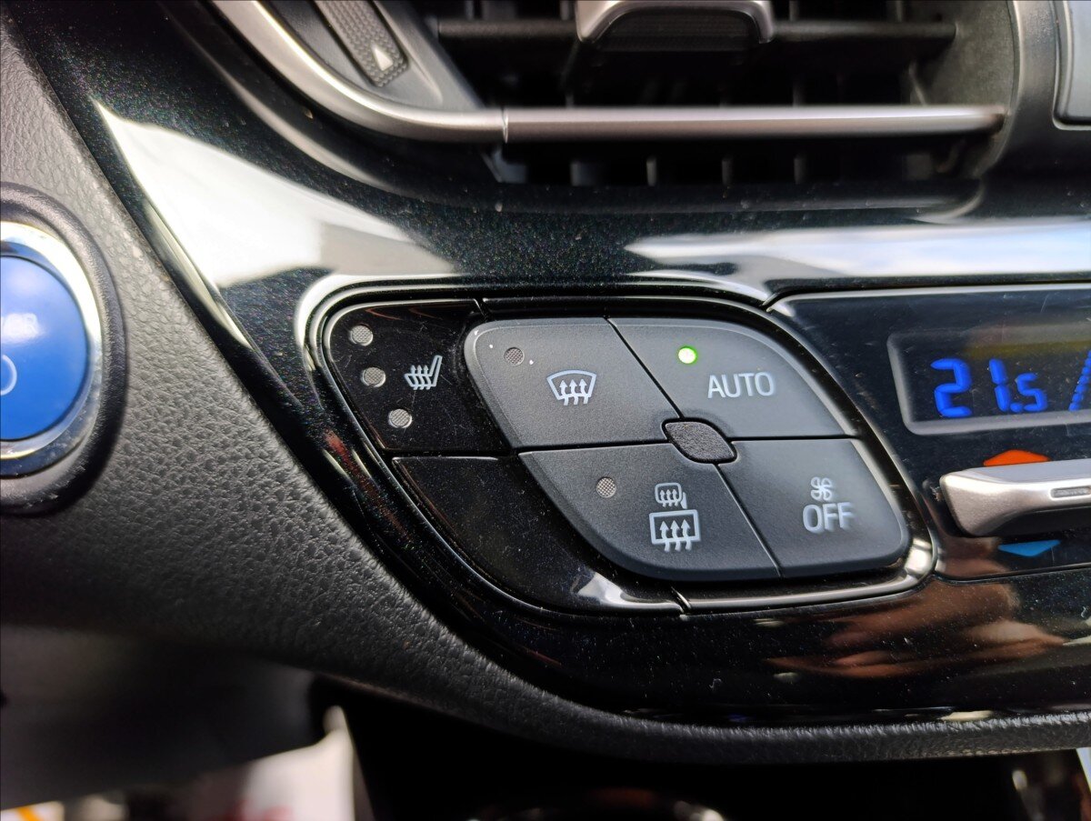 Toyota C-HR Hatchback 1,8 l 72 kw