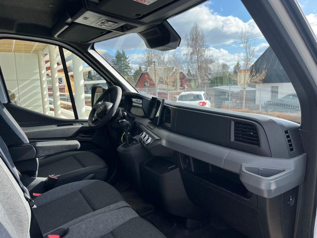 Nissan Interstar Skříň 2,0 l 96 kw