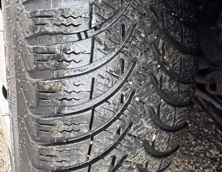 Toyota Yaris Hatchback 998,0 51 kw