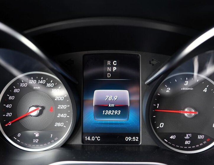 Mercedes-Benz Třídy V MPV 2,0 l 176 kw