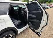 Peugeot 5008 SUV 2,0 l 110 kw