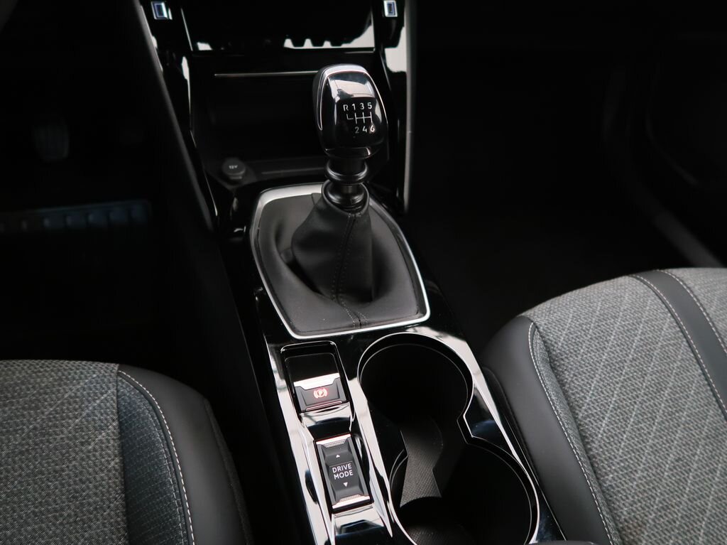 Peugeot 2008 SUV / Terénní 1,2 l 74 kw