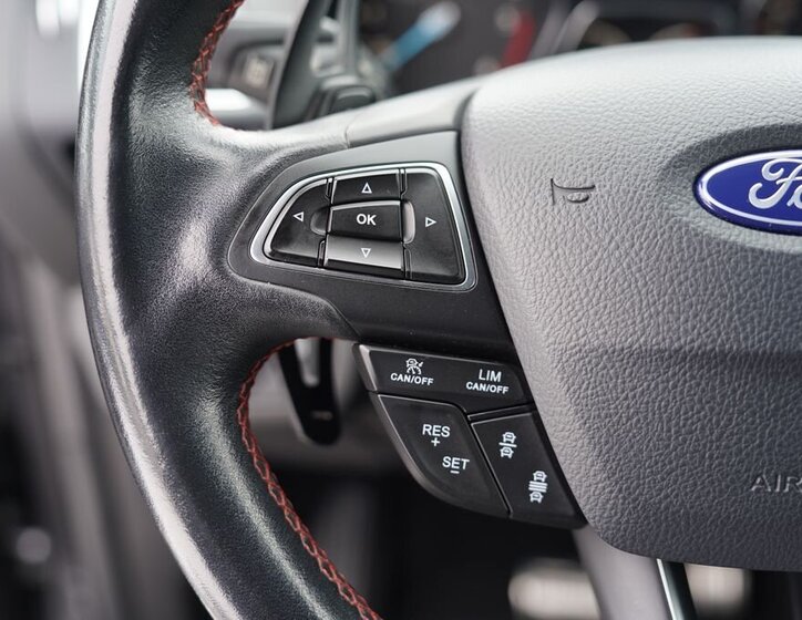 Ford Kuga SUV 2,0 l 132 kw