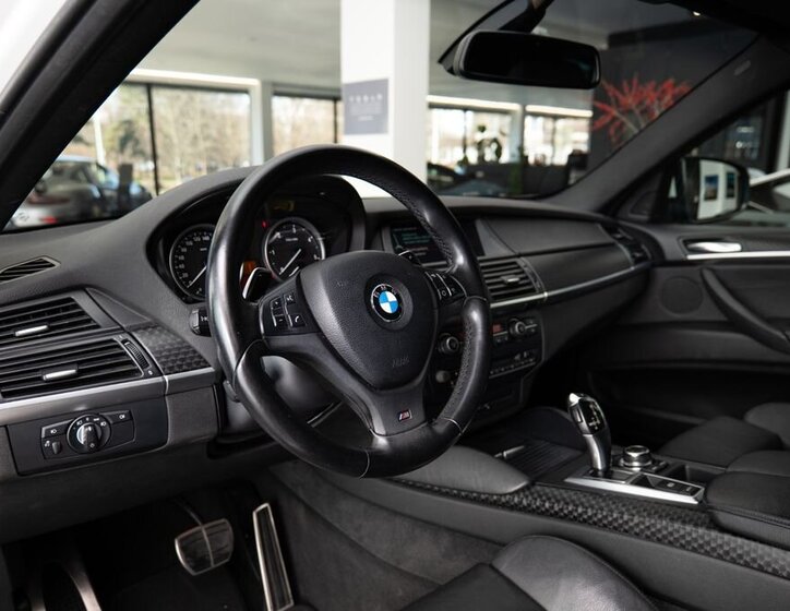 BMW X6 SUV / Terénní 3,0 l 180 kw