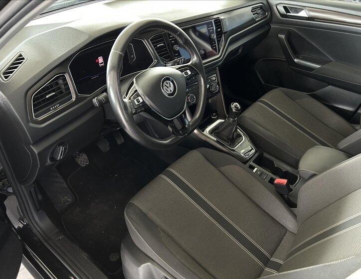 Volkswagen T-Roc SUV 2,0 l 110 kw