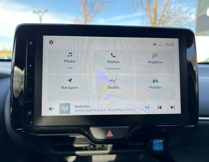 Toyota Yaris Cross 19