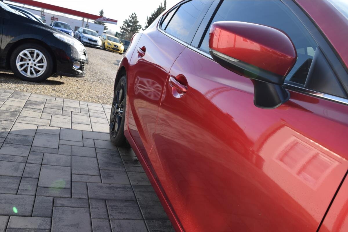 Mazda 3 Hatchback 2,0 l 121 kw