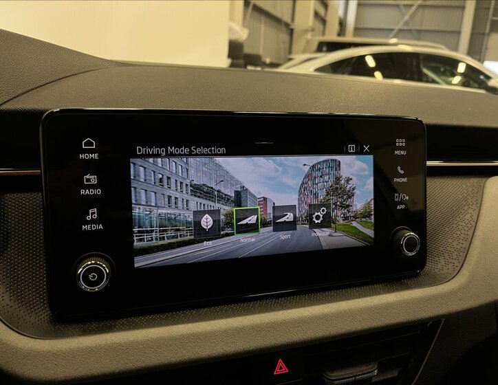 Škoda Scala Hatchback 1,5 l 110 kw