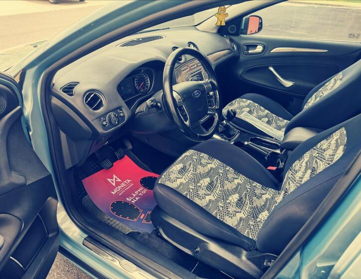 Ford Mondeo 8