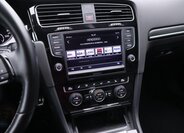 Volkswagen Golf Hatchback 2,0 l 221 kw