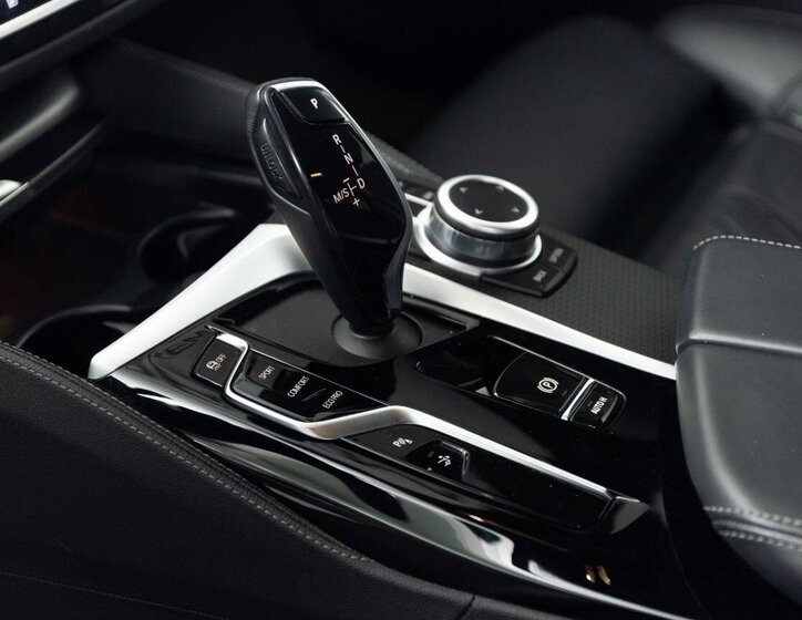 BMW Řada 6 Liftback 3,0 l 250 kw