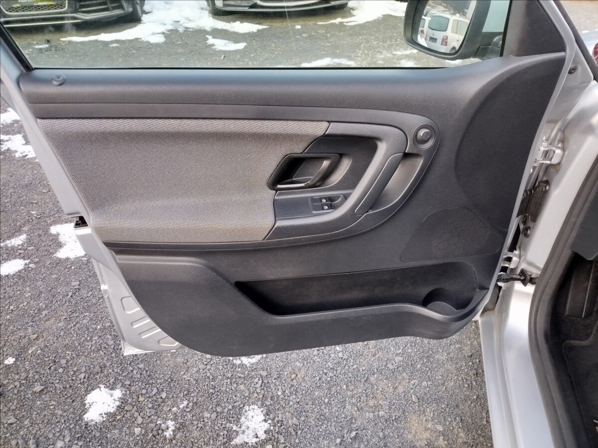 Škoda Fabia Hatchback 1,2 l 44 kw