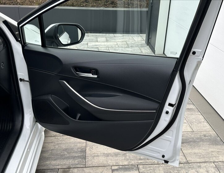 Toyota Corolla Kombi 1,2 l 85 kw