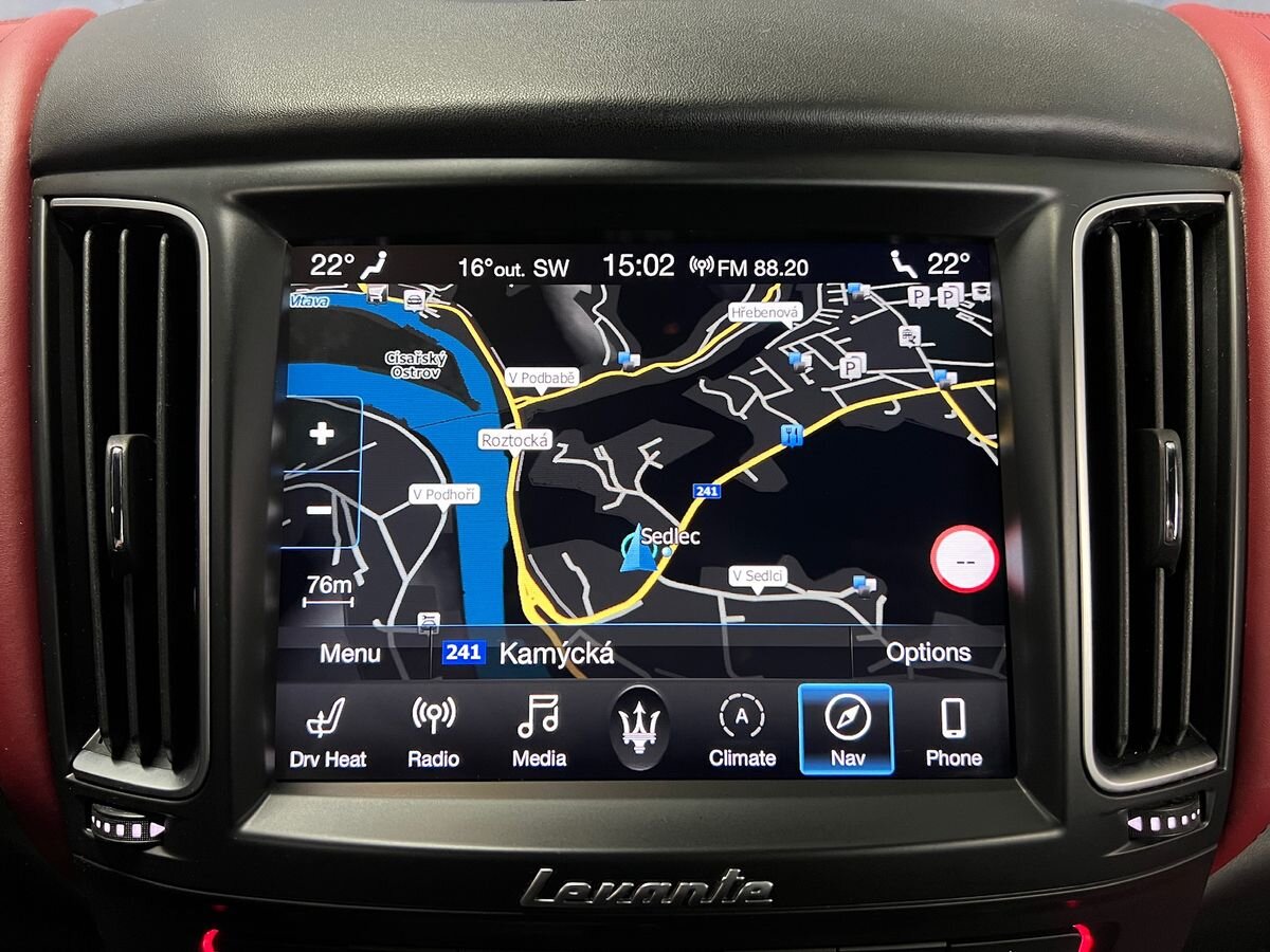 Maserati Levante SUV / Terénní 3,0 l 316 kw