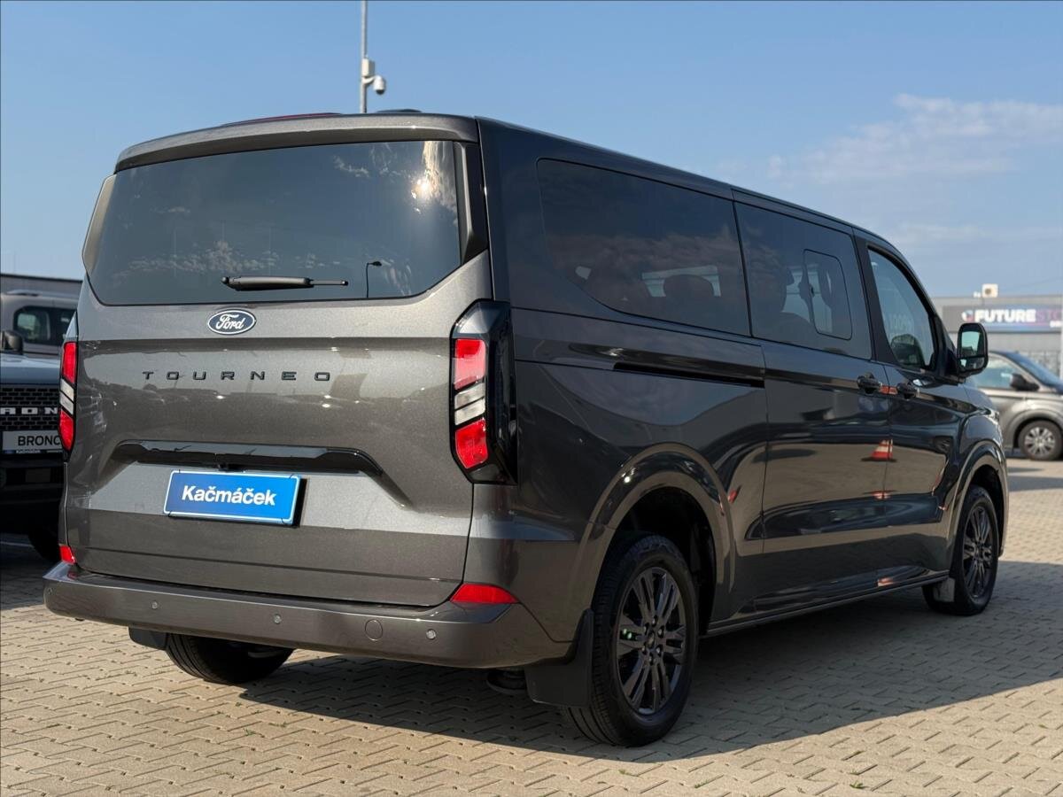 Ford Tourneo Custom Kombi 2,0 l 125 kw