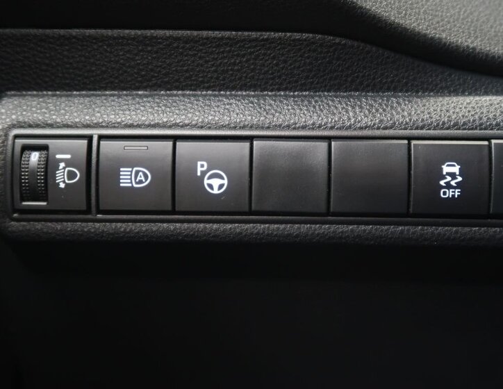 Toyota Corolla Kombi 1,8 l 72 kw