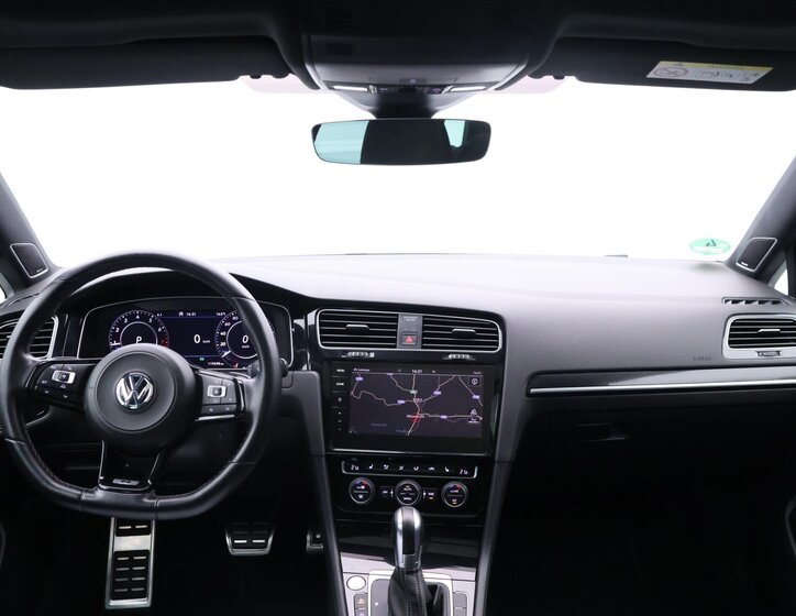 Volkswagen Golf Kombi 2,0 l 228 kw