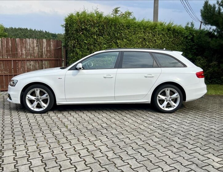 Audi A4 Kombi 2,0 l 110 kw