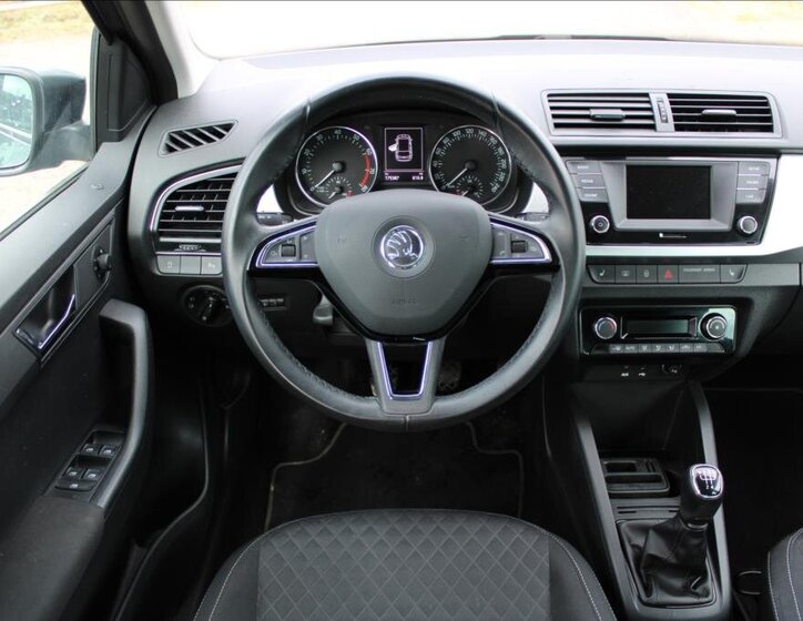 Škoda Fabia 12
