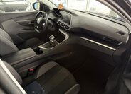 Peugeot 5008 SUV 2,0 l 110 kw