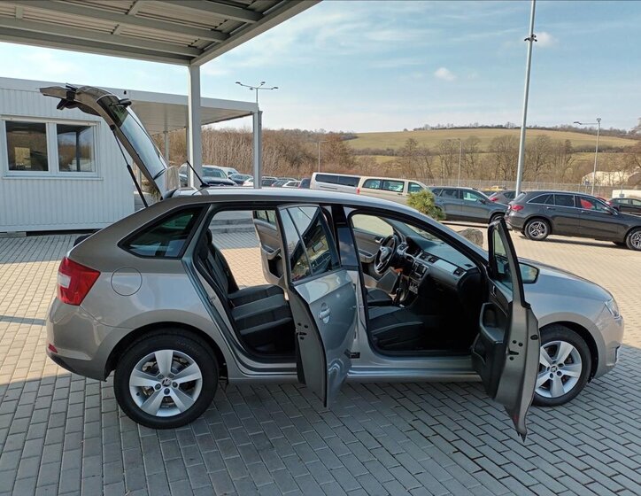 Škoda Rapid Hatchback 1,2 l 81 kw