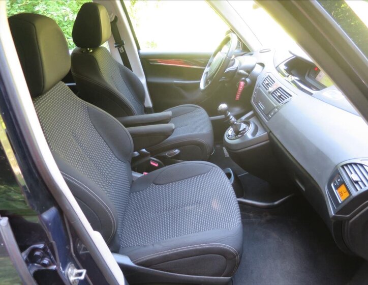 Citroën Grand C4 Picasso MPV 2,0 l 110 kw