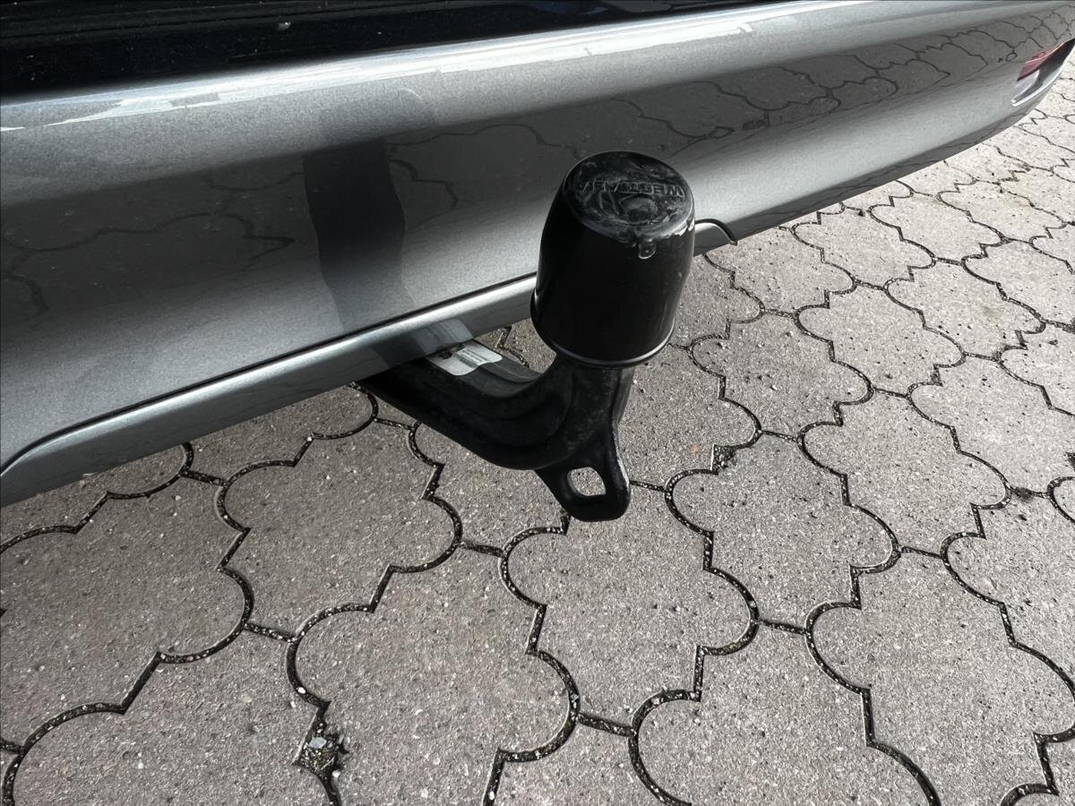 Mercedes-Benz Třídy V MPV 2,0 l 140 kw