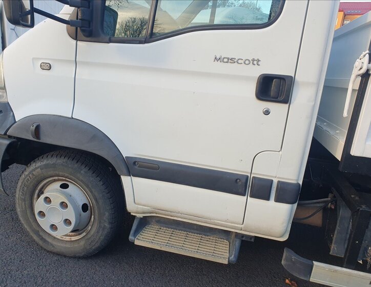 Renault Mascott Sklápěč 3,0 l 110 kw