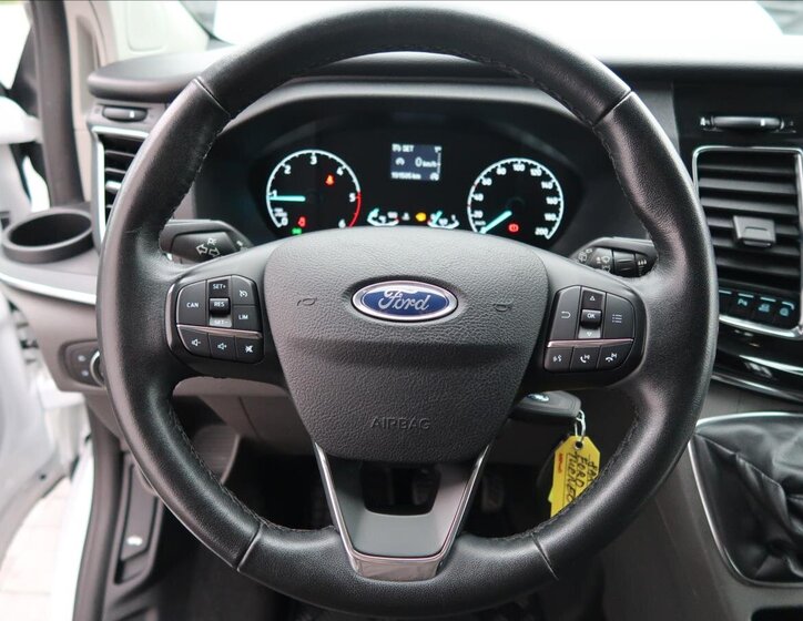 Ford Tourneo Custom Ostatní 2,0 l 96 kw