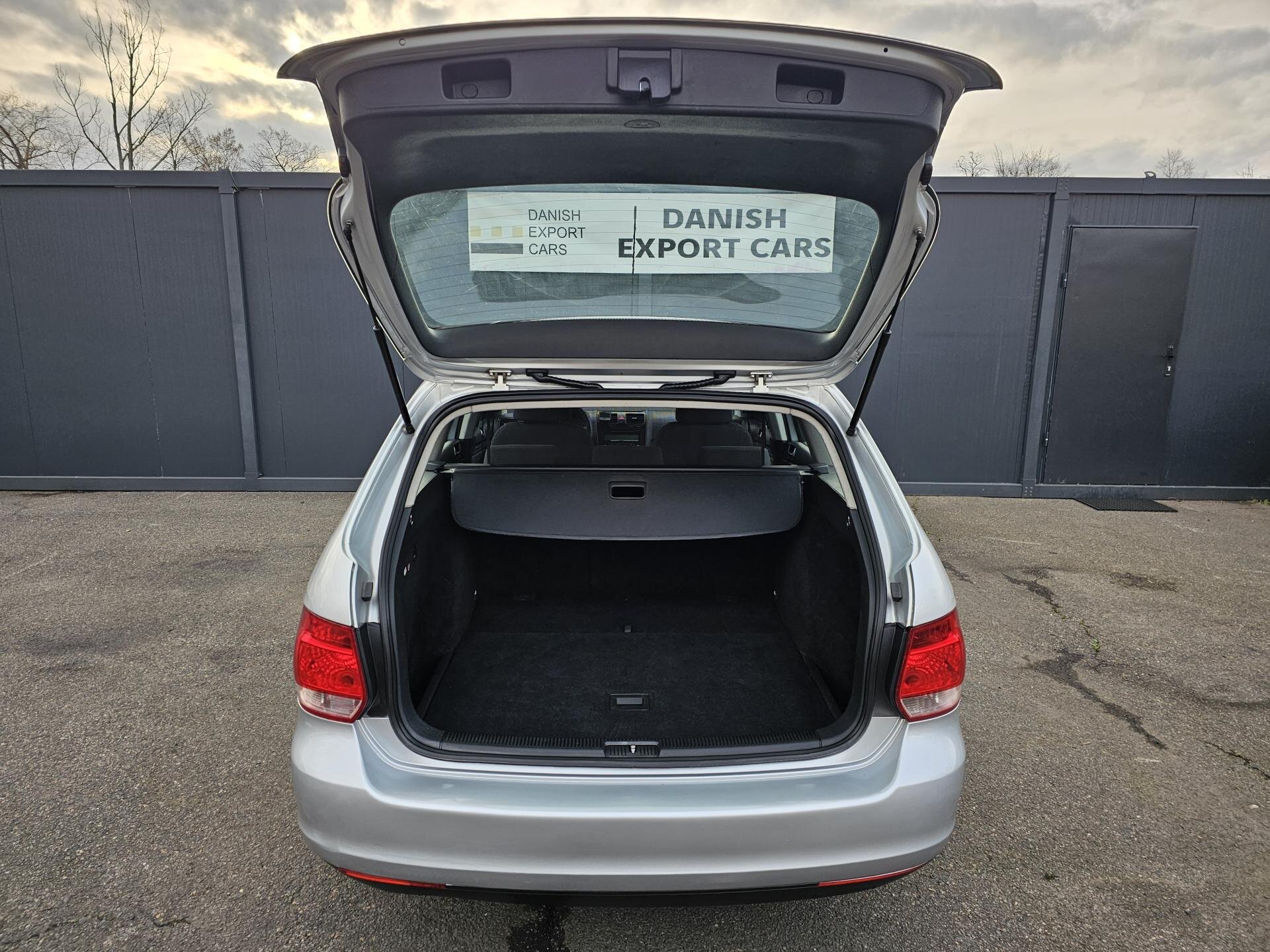 Volkswagen Golf Kombi 2,0 l 77 kw