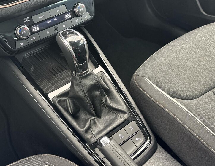 Škoda Scala Hatchback 1,5 l 110 kw