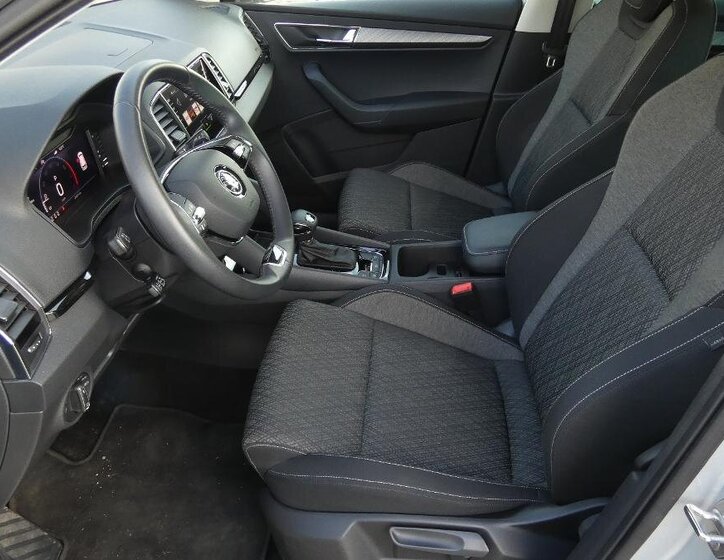 Škoda Karoq SUV / Terénní 1,5 l 110 kw